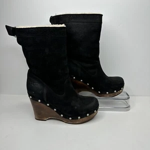 Stivali da donna neri Ugg Carnegie Shearling taglia 6 pelle scamosciata 1001317 - Foto 1 di 9