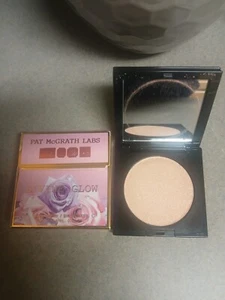 Fetiche de la piel Pat McGrath Labs: iluminador de brillo divino NÉCTAR VENUS NUEVO EN CAJA - Imagen 1 de 8