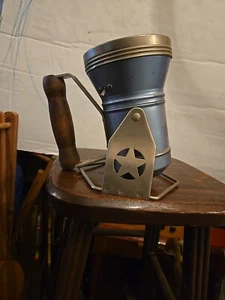Funktionierende *VINTAGE* Eisenbahn Handlaterne von: Star Headlight & Lantern Lamp Co - Bild 1 von 1