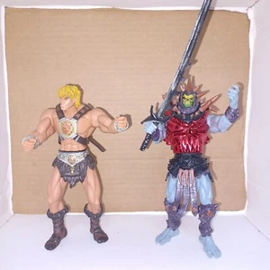 Mattel Masters Of The Universe lot: He-Man and Skeletor 6.5" Tall 2001 - Picture 1 of 6