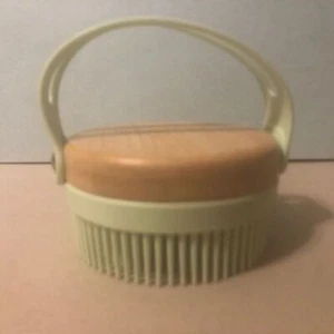 Earth Therapeutics Brush - soft rubber handle & bristles - round wood block - Picture 1 of 6