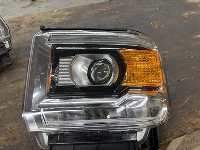 Оригинальная светодиодная фара левая со стороны водителя для GMC SIERRA 1500 2500HD 3500 2014-2019 HD - Изображение 1 из 4