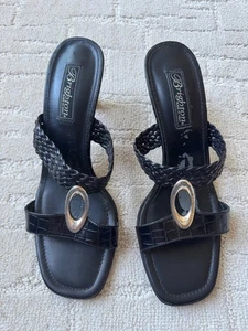 Vtg Y2K Brighton Rebeca Kitten Heel Sandals Black Leather Silver Accent 9N - Picture 1 of 8