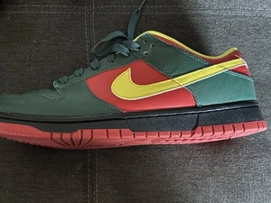 Size 10.5 - Nike Dunk Premium SB Low Seattle Supersonics - Picture 1 of 5