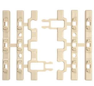 Atlas O Scale 3 Rail 3 Tie SL Clips/Cement Ties (8) Item #6055 - Picture 1 of 1