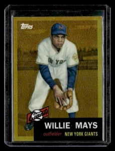 2012 Topps Factory Set #244 Willie Mays 1953 Reprint Gold Refractor - Picture 1 of 2