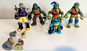 2012 2014  Viacom TMNT Teenage Mutant Ninja Turtles Set Of 8 Figures +  Extras - Picture 1 of 8
