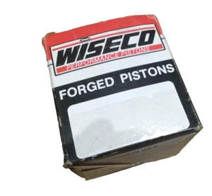 NOS open box Wiseco Forged Piston Kit Standard Bore 2070 PS - Picture 1 of 7
