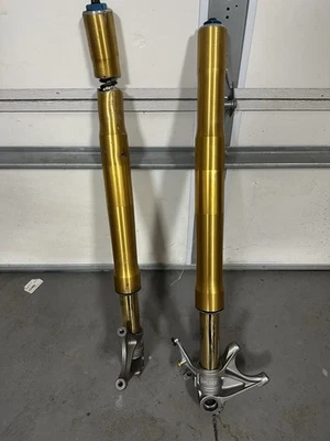 20 - 24 Ducati Panigale V4S OHLINS FRONT FORKS LEGS TUBES SUSPENSION DAMAGED - Image 1 of 4