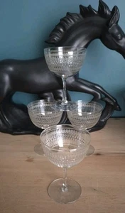 Antique Victorian/Edwardian Etched Wine Glass/Champagne Coupes x 4 - Picture 1 of 7