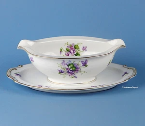 Rossetti SPRING VIOLETS, OCCUPIED JAPAN, Oval Gravy Boat, MINT/UNUSED Condition! - Picture 1 of 4