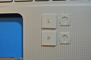 HP Stream x360 11-P110nr Keyboard Key Zamiennik V135202GS1 - Zdjęcie 1 z 3