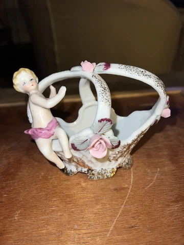Vintage Porcelain Basket Gold Trim, Pink Flowers Cover