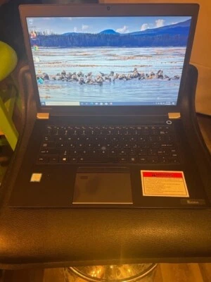 Toshiba X40D HD 1080P i5 7th Gen Gaming Laptop PC Computer - Image 1 of 4
