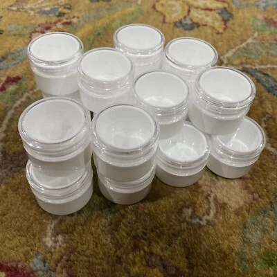 20 Packs 10 Gram/10ML High Quality Cosmetic Sample Clear Lid Jar Containers - Image 1 of 2