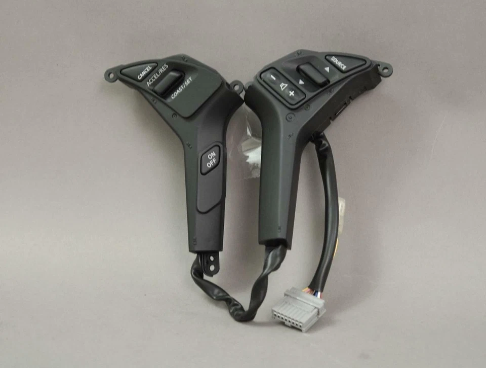 09-15 Controles de volante INFINITI G25 G27 OEM Match# 25550-JK10A Foto 1 de 1