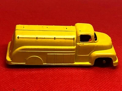 VINTAGE 1960 TOOTSIETOY CHICAGO EUA CAMINHÃO-TANQUE A GASOLINA AMARELO - Imagem 1 de 4