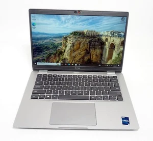 Dell Latitude 5330 Pantalla Táctil 13.3" FHD i5-1245U 1.6GHz 16GB RAM 256GB SSD - Imagen 1 de 7