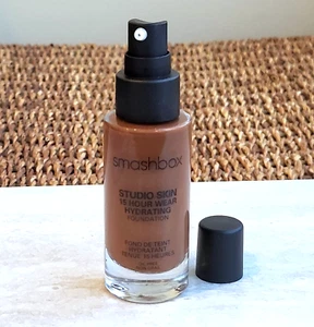 Smashbox Studio Skin 24 Hour Hydrating Foundation 4.7 Very Deep Neutral  (ms - Picture 1 of 2