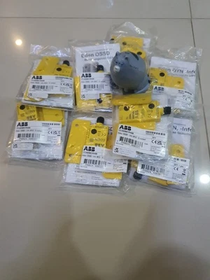 2TLA020051R5400 ABB safety Eden Adam OSSD - Info M12-5 Contact ORIGINAL SEALED  - Image 1 of 4