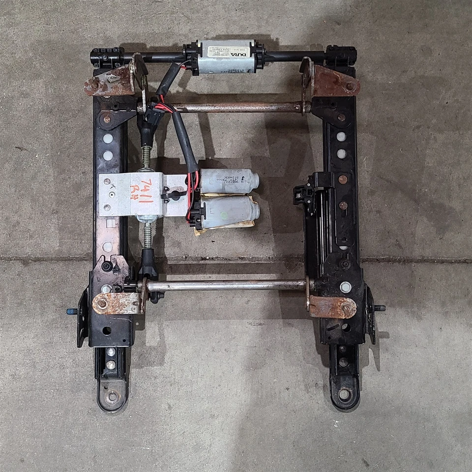 Пассажирское сиденье с электроприводом в сборе Corvette C6 05–13 годов выпуска Rh Aa7411 - Изображение 1 из 4