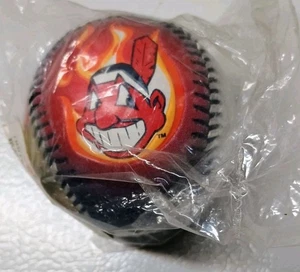 Cleveland Indians Chief Wahoo Red Flame Baseball Fotoball MLB Neu - Bild 1 von 3