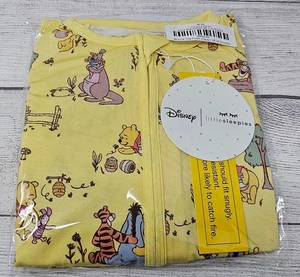 Neu im Karton Little Sleepies Disney Winnie Puuh Reißverschluss Größe 18-24 Monate - Bild 1 von 3