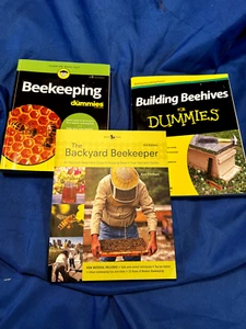 lot of 3 recent BEEKEEPING related books, Very Good - Picture 1 of 14