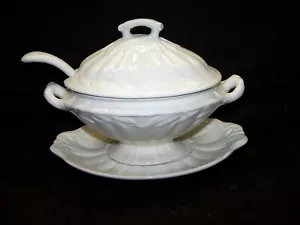 WILKINSON LTD IRONSTONE CHINA SALSIERA BARCA, MESTOLO, COPERCHIO E SOTTOPIASTRA "GRANO" - Foto 1 di 5