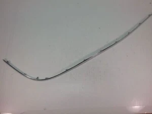 2038850274 NUEVO OEM Cubierta de moldura genuina cromada 03-05 MERCEDES C240 S-Top-3-5 MB - Imagen 1 de 3