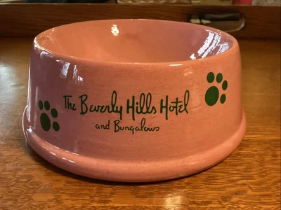 RARO 5 estrellas de lujo para tu perro! Beverly Hills Hotel & Bungalows Cuenco para Perros ¡GRANDE! Foto 1 de 4