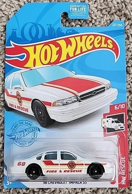 Hot Wheels '96 Chevrolet Impala SS Fire & Rescue White - Image 1 of 2