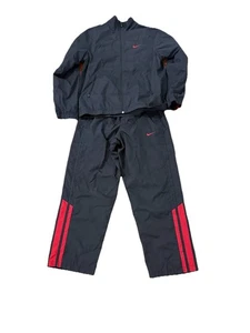 Nike Gray Tag HERREN L Trainingsanzug gefüttert Windbreaker schwarz rot 239245 VINTAGE Y2K - Bild 1 von 5
