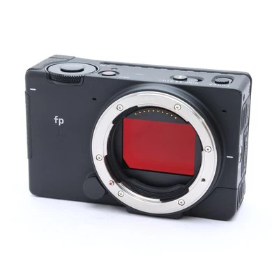 Sigma fp L 61MP Full-Frame Mirrorless Camera Body #282 - Image 1 of 4