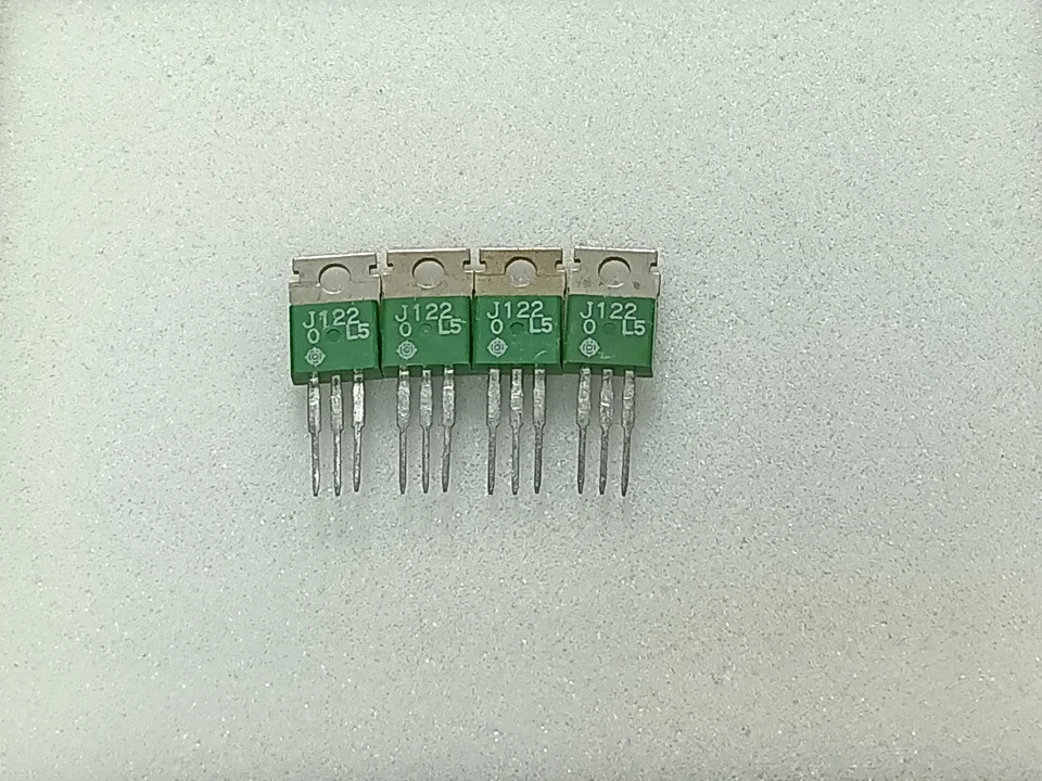 4 pcs Hitachi 2SJ122 MOSFET - Image 1 of 1