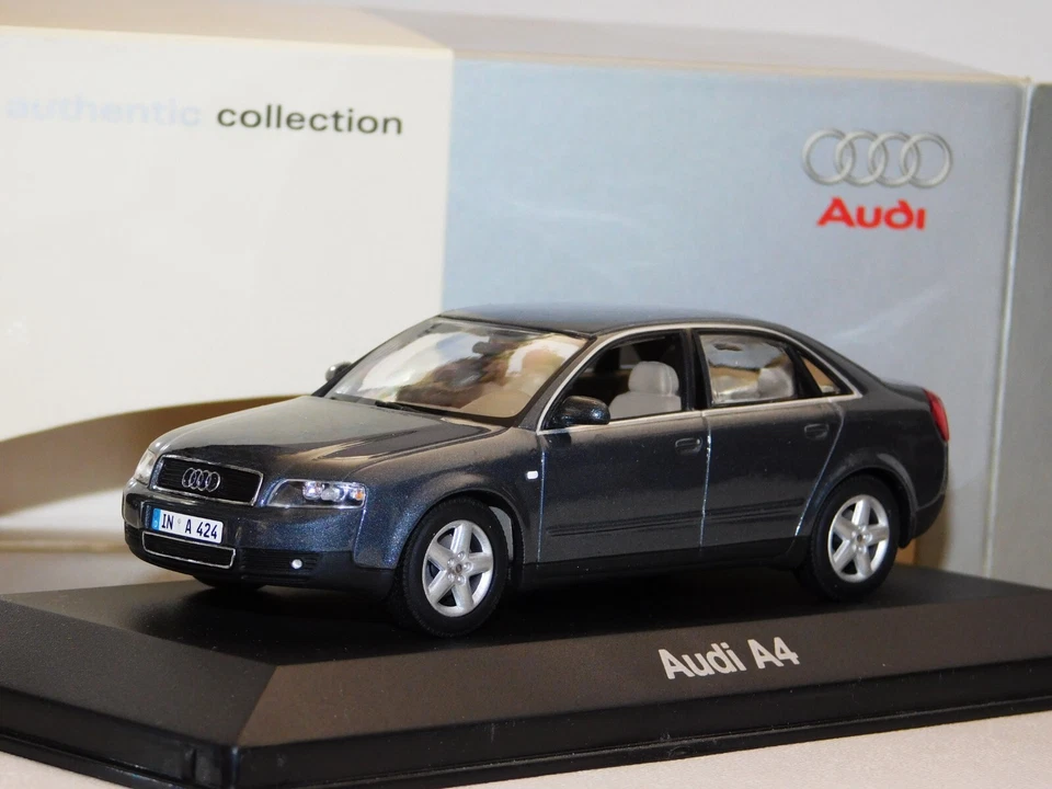 AUDI A4 GRIGIO MINICHAMPS PER AUDI DEALER COLLECTION 1/43 - Immagine 1 di 1
