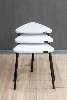 Triangular Metal Leg 3-Piece Nesting Table Tea Table Serving Table – White - Image 1 of 3