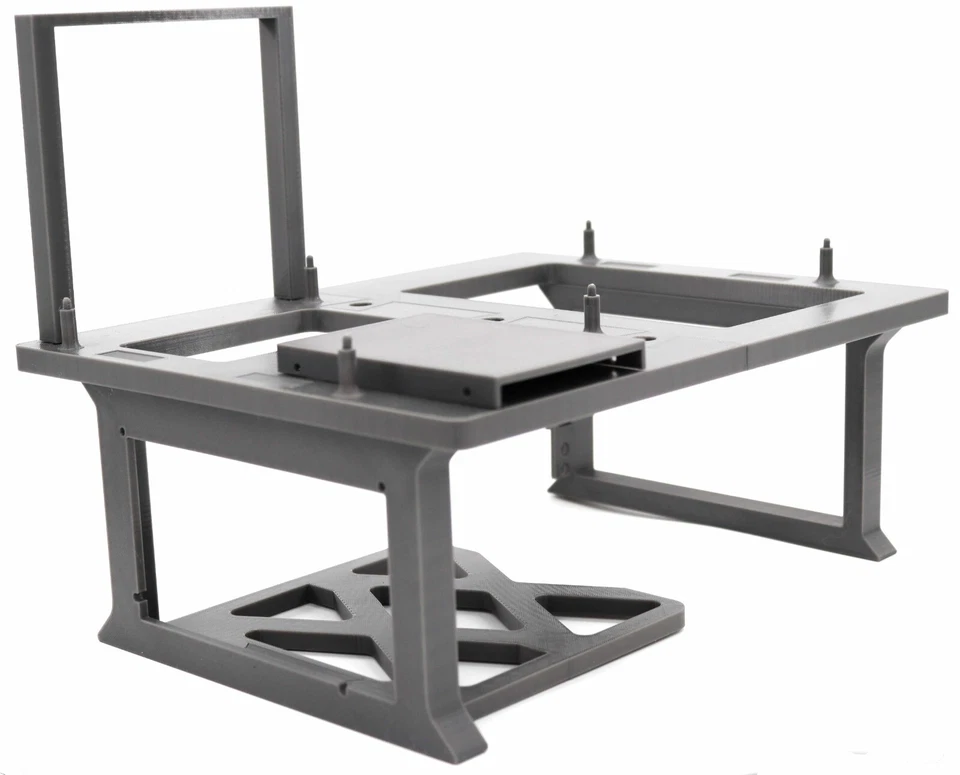 PC Test Bench mit GPU Support, SSD Fach 2,5'  PETG in Grau/Schwarz - Bild 1 von 4