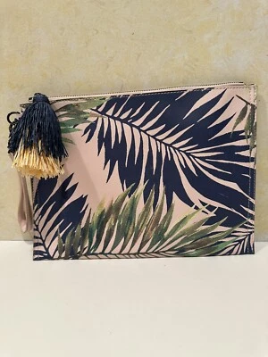 Bolsa clutch con estampado de hojas SOLE/SOCIEDAD 9”x12-1/2” NUEVA 53 Foto 1 de 4