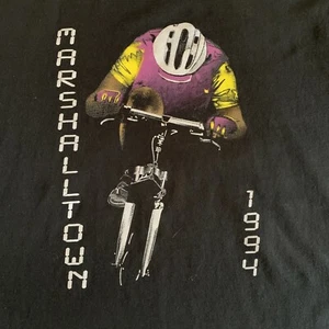 Vintage 90s Marshalltown Cycling T-Shirt Gr. XL Iowa Bicycle Black 1994 Single Stitch - Bild 1 von 3