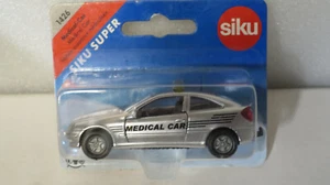 SIKU SUPER SERIES MERCEDES BENZ C32 AMG MEDICAL CAR #1426 GERMANY CLOSE TO 1/64 - Bild 1 von 3