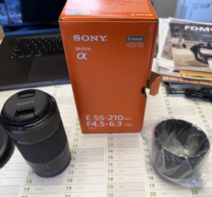 Sony E 55-210mm F4.5-6.3 Lens for Sony E-Mount Cameras (Black) - Picture 1 of 2