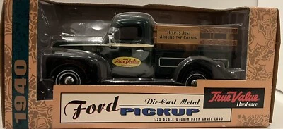 Camioneta pickup Ford 1940 Ertl True Value escala 1:25 diecast Foto 1 de 4