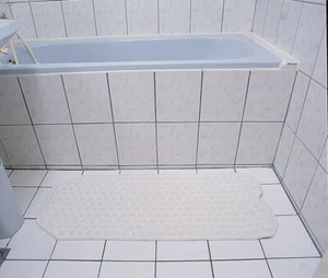 Extra Long Bath Mat - Non Slip Surface - 41" Long - Disability Bathing Aids - Picture 1 of 2