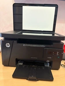 stampante hp laserJet Pro MFP M125a, USB (cavo incluso), 2 tonner (1 nuovo). - Foto 1 di 8