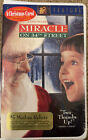 Miracle on 34th Street VHS Color 1994 113 Minutes Sealed! New!