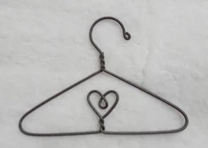 Classic Motifs 3.5" Heart Hanger Craft Holder Dowel - Picture 1 of 1