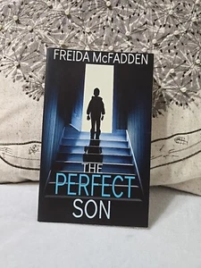 The Perfect Son By Freida McFadden (1st Edition, 2019) New - Picture 1 of 4
