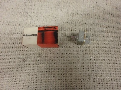 NOS Motorcraft YH-210 A/C HVAC Blower Control Switch OEM Ford D1RY-19986-A - Image 1 of 4