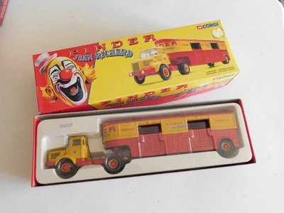 Corgi Pinder Jean Richard Circus Berliet TLR Semi Transport Chevaux - Image 1 of 2